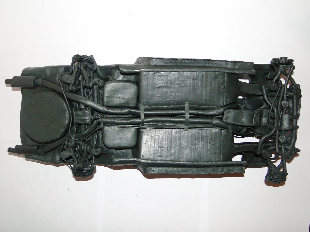 PlasticBY's tweet photo. Wagon + wheel undercarriage ! Mercedes-Benz w212 #mercedes #benz #wheels #w212 #amg #modeling #plasticine #clay #car #auto #e-classe #wagon https://t.co/KZ9bK6o1e9