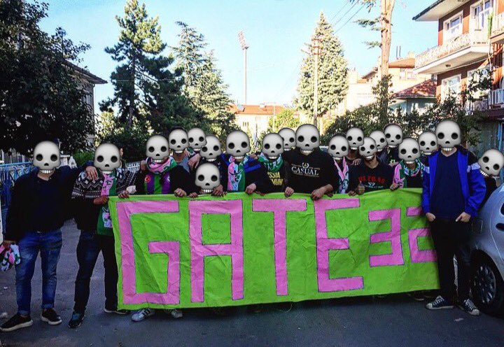 gatee32's tweet photo. Dinle arkadan yükselen sesi #Gate32 https://t.co/gOnhnxqbpN