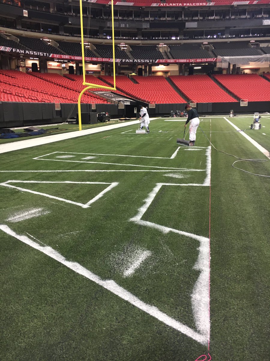 GeorgiaDome's tweet image. Our paint crew just started painting the turf for #SECChamp25. For the 1st time, we will use the exact endzones as the schools home stadiums