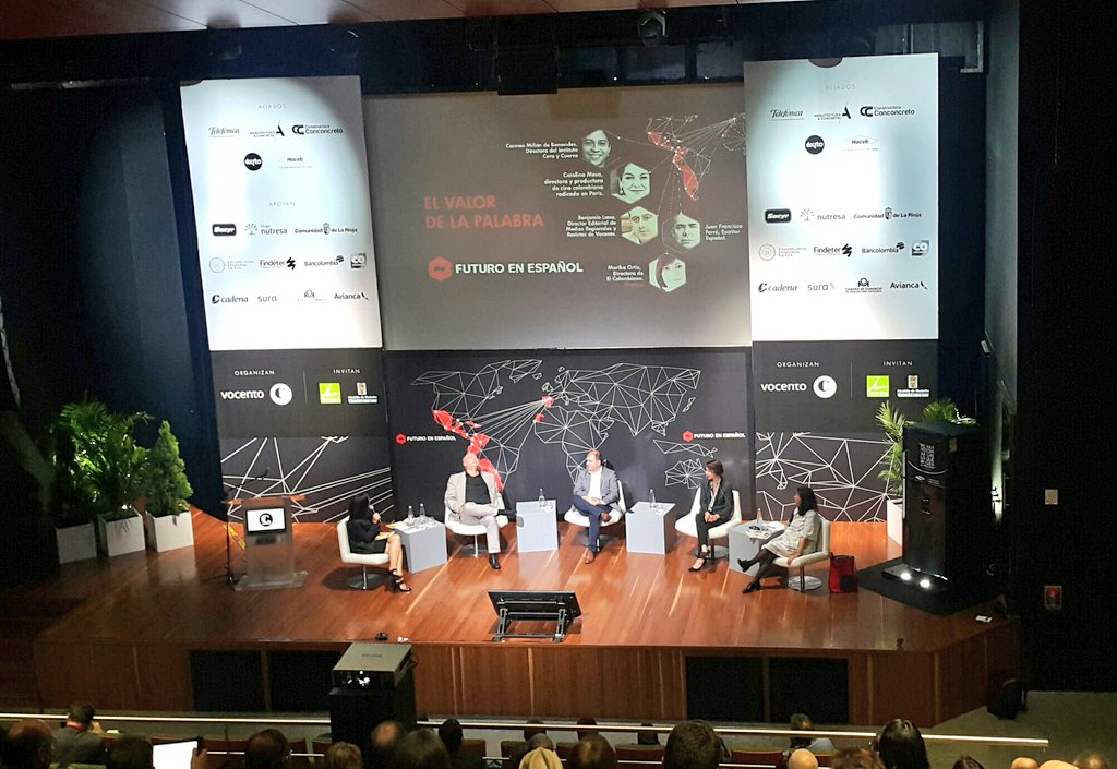 futuroenespanol's tweet photo. Con el conversatorio El valor de la palabra comenzó esta edición de #FuturoEnEspañol en la ciudad de Medellín.
#FEE16 https://t.co/fDK9qjme0I