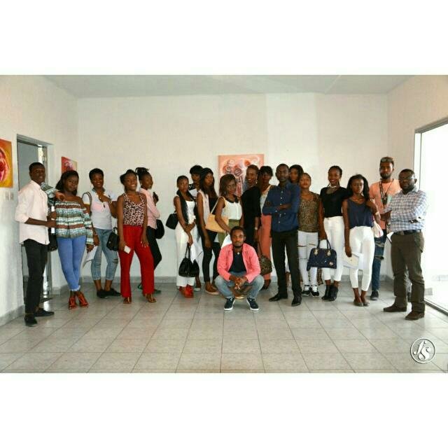 Azgardesign's tweet image. #Foolastyle #Equipe #Communauté #foolastylecommunity #management #promotiondemannequinstylistephotographe #Lifestyle