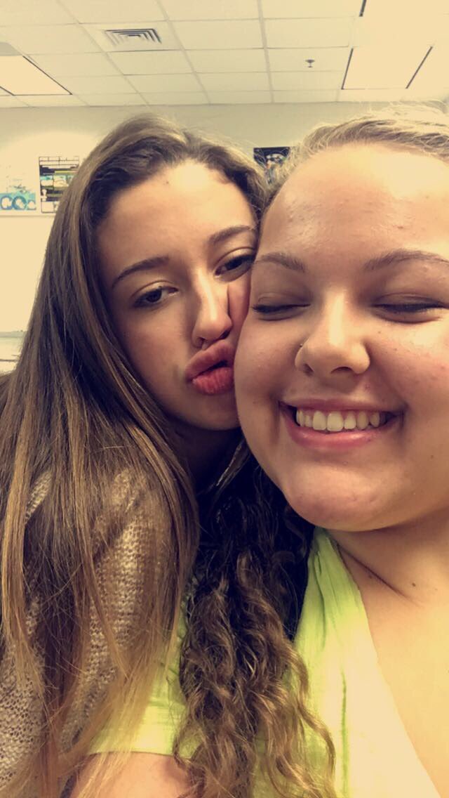 rippel_zoe's tweet photo. HBD KENZ ILY #facesmush π https://t.co/ZlWSOLlaGq