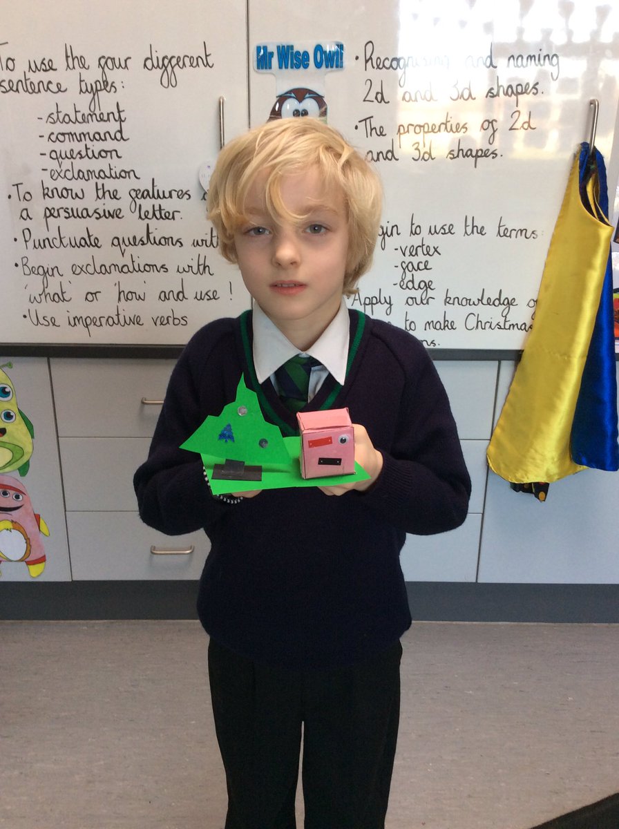 Year6TLEAVERS21's tweet photo. Applying our knowledge of shape to make Xmas decorations for the Twits
- cylinders
- cubes
- cuboids
- spheres
- cones 
#noplacelikelimetree https://t.co/vQZyNmAfDo