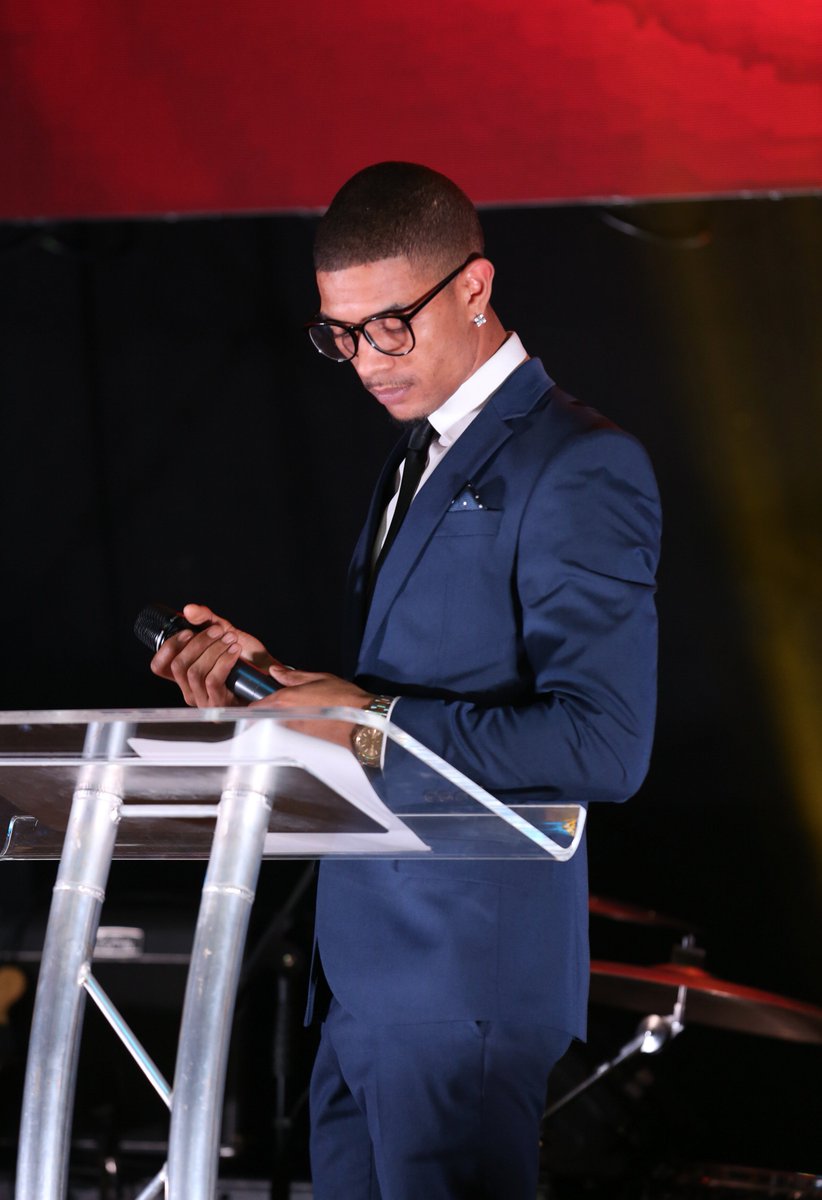 Urbanmusicaward's tweet photo. @ImRichardRawson on stage presenting #BestFemaleAct at the 14th annual #UrbanMusicAwards on Saturday! #UMA #UMA2016 https://t.co/EswFHYntnD