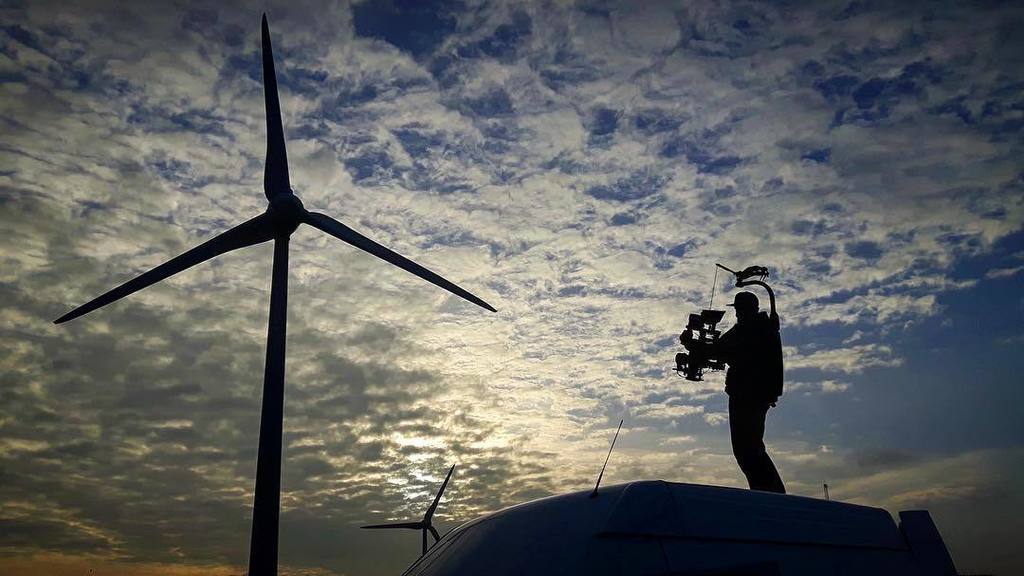 Ronin round a wind farm #Dop #Commercial #sunset #notthatwindy <a href="/2am_films/">2AM</a> ift.tt/2gDYRel