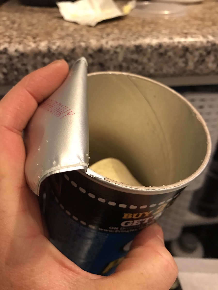 PoppyTremain's tweet photo. @Pringles just opened my pot of pringles to find basically half a pack! Errrrm surely you can't be selling these like this!???? https://t.co/Bqt2m8RTQJ