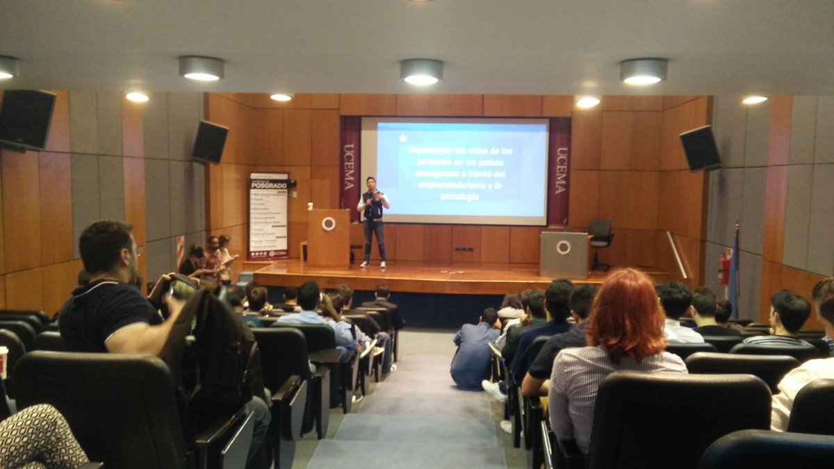 BuliDaguzan's tweet photo. Apertura del bootcamp en #SSLatam https://t.co/KZv0O2WHvT