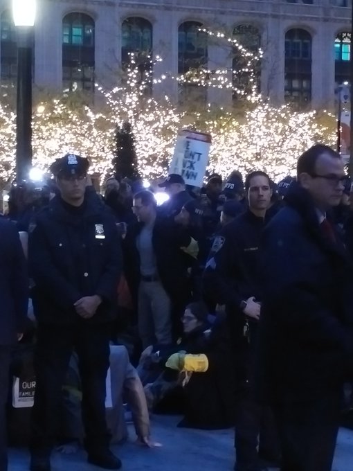 View image on Twitter