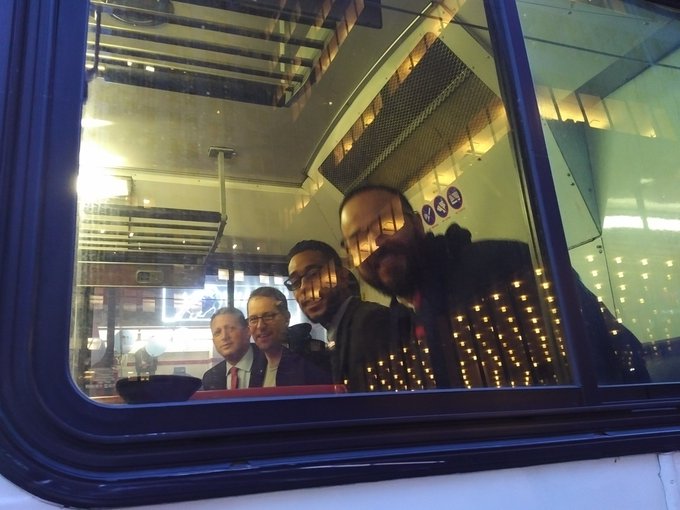 View image on Twitter