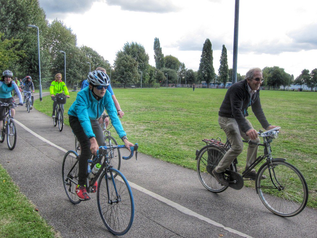 wfcycling's tweet photo. Join the E11 Ride this Sunday! Meet @ItDoesTheJob @ 10am in Aylmer Rd E11 https://t.co/QcdszgPeDz https://t.co/18MDc5wHAk https://t.co/ETB3kxEZba