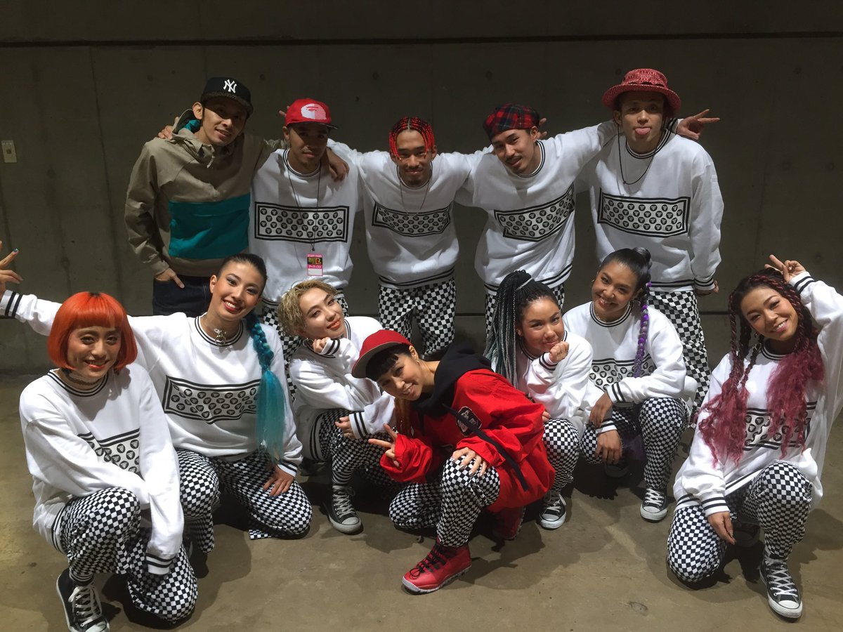 AI_NEWZ's tweet photo. 【#AI】#ベストアーティスト で披露させていただいたハピネスに続くニュー・ウィンターソング「#ハッピークリスマス」は好評配信中♪ https://t.co/mwpgihnaPN… #ベストアーティスト @musicday_ntv https://t.co/kFm81NG7Wr