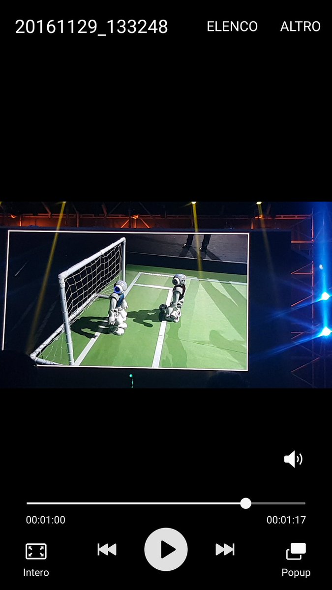 CacciatoreFabio's tweet photo. Bruto e Pancrazio i Holly e Benjy del futuro allo #IABForum2016 https://t.co/2qD442MwrZ