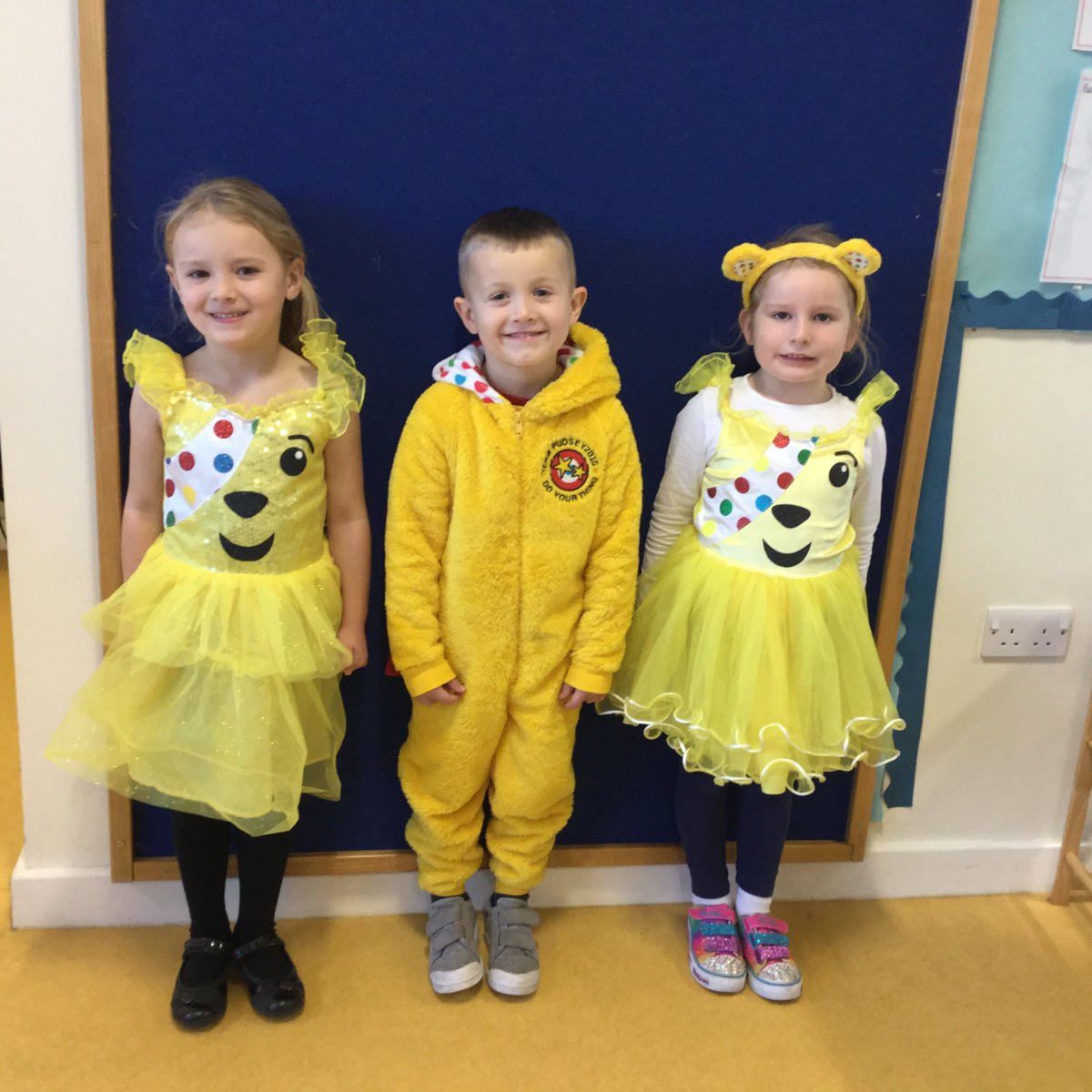 LarkholmeSchool's tweet photo. It's been a very busy November for our Reception class.  See what we have been doing here. https://t.co/WBTacSl42w https://t.co/vGIiJxcaBB