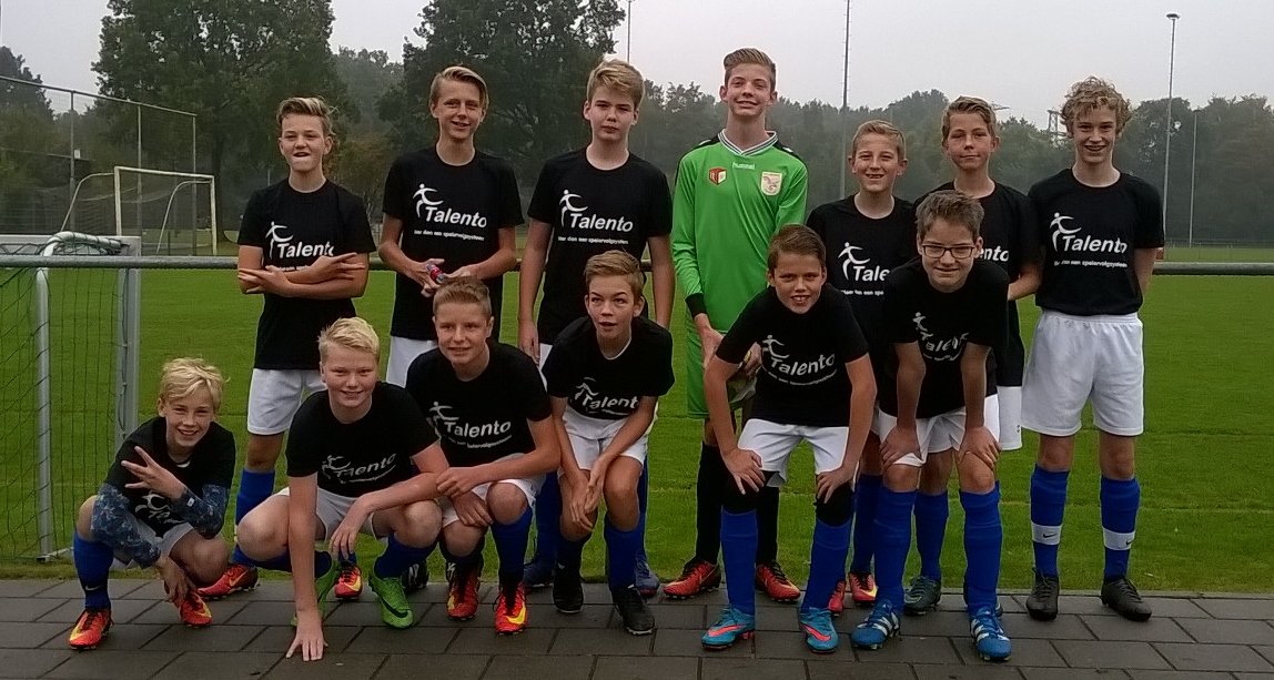 Talento shirts voor <a href="/horstfc/">FC Horst</a> JO15-2. Zie ook: facebook.com/talentovoetbal/