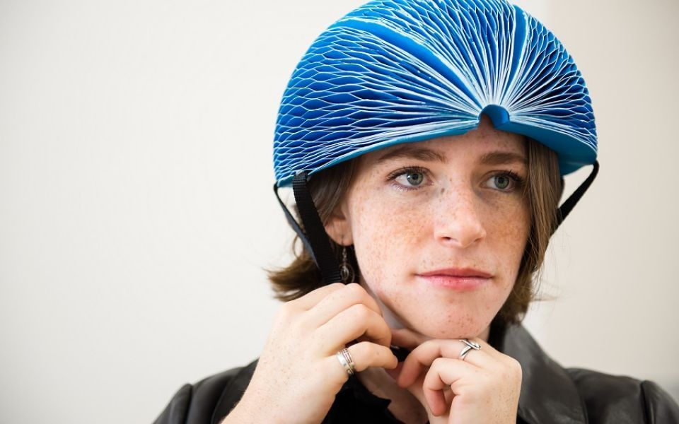 Extraordinary paper #cycling helmet wins James Dyson Award: bit.ly/2fgzgMk <a href="/EcoHelmet/">ECO Helmet</a> <a href="/Dyson/">Dyson</a> #roadsafety #innovation #design
