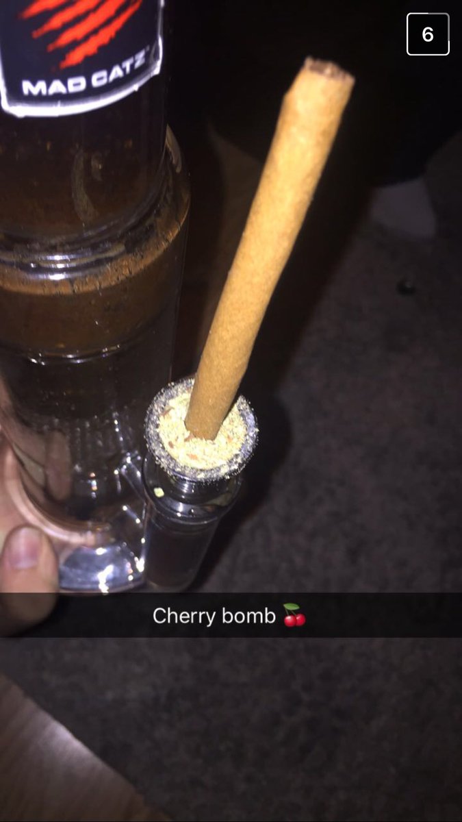 StonedSocial's tweet photo. Starting the day Right 💨💨 https://t.co/05mgd0yQQx