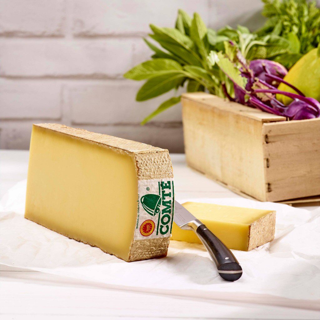 AboutTimeMag's tweet photo. COMPETITION! Win a luxury hamper of @Comte_Cheese in time for #Christmas. Simply follow both &amp; RT: https://t.co/KE7f1ltLTF 🎁🎁🎁 #competition https://t.co/47HWIPuSOy