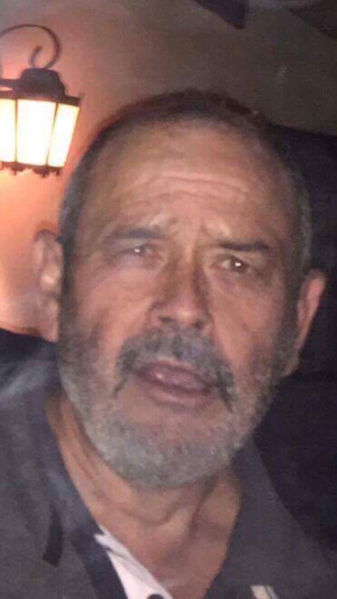 Freaky_bill94's tweet photo. *Watching wedding crashers with dad*

Dad: Ive never quite understood how they get invited to all these weddings
Me: https://t.co/bmKpUFZkmD