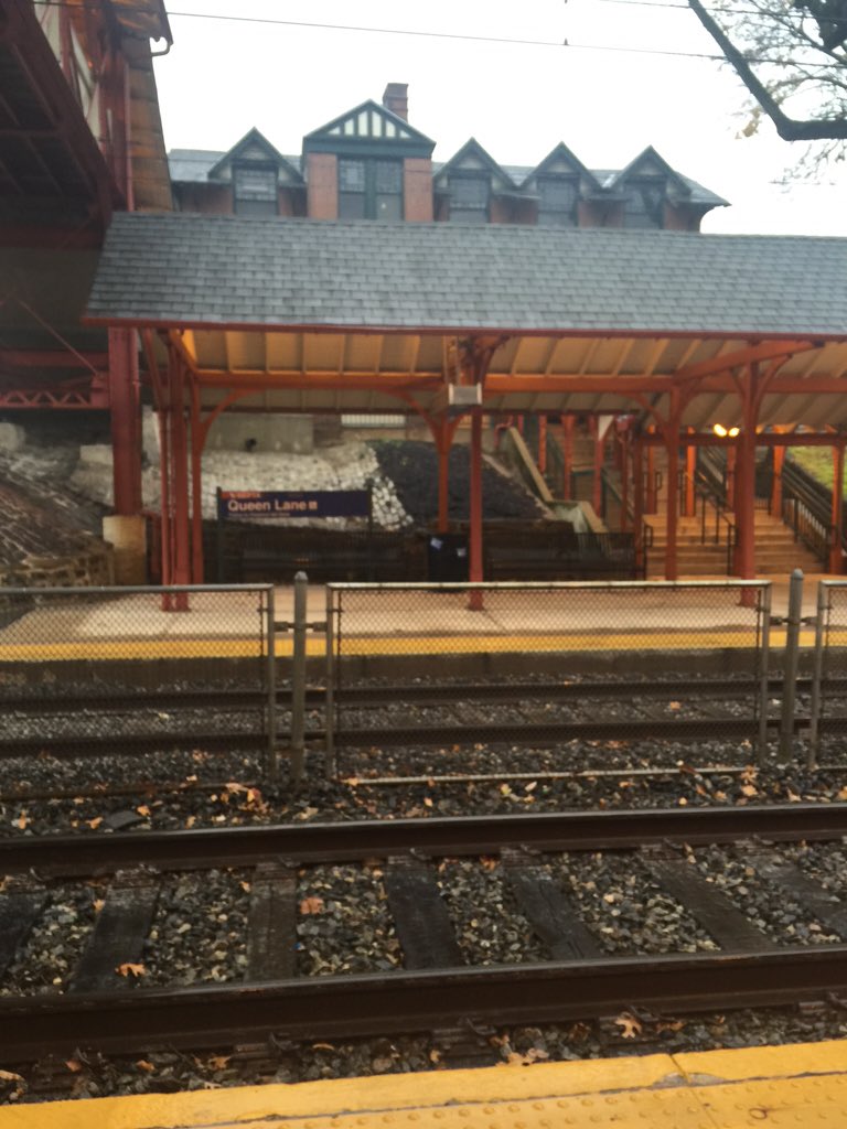 bwiggerson's tweet photo. Rain delays #septa & everyone else. #SlipperyRail season is #NewNormal with #ClimateChange models showing a warmer & wetter #Philadelphia. ๐ https://t.co/IXujTHmnab