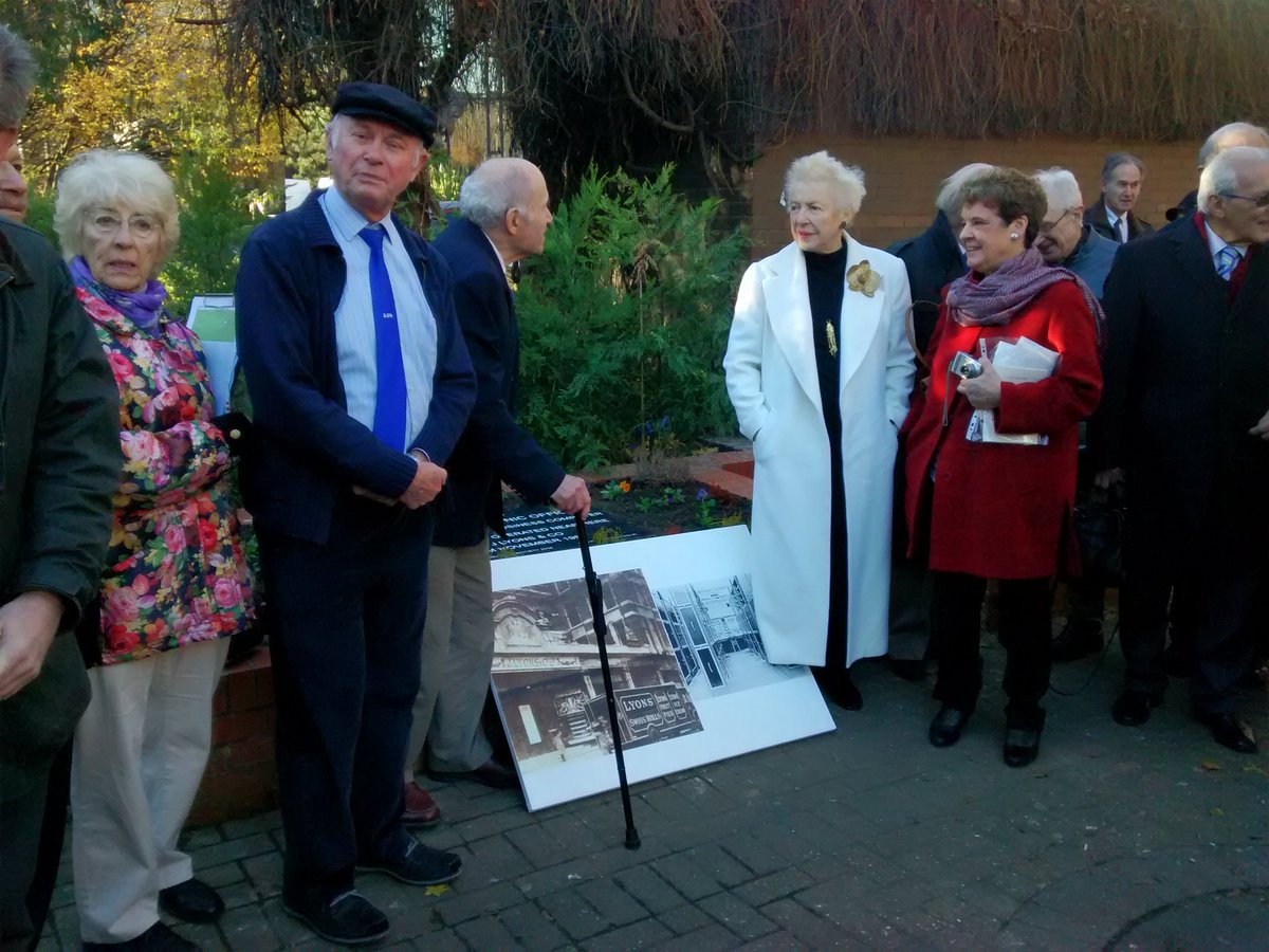 leomiddlesex's tweet photo. Plaque unveiling #LEOI #LEOcomputers Dame Stephanie Shirley @leocomputers51 @HaPoComputing @IEEEhistory @balbirbarn https://t.co/Tjtv9n7TME
