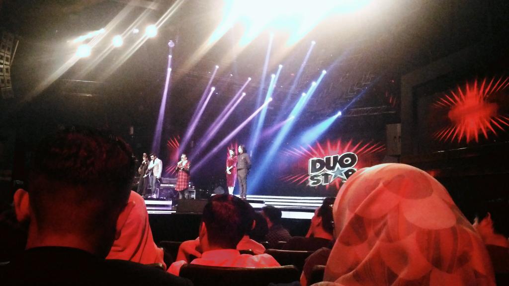 jijabuuu's tweet photo. 🎤🎤🎥
#duostar #dac #kaka #awirafael https://t.co/48aWARPvHY