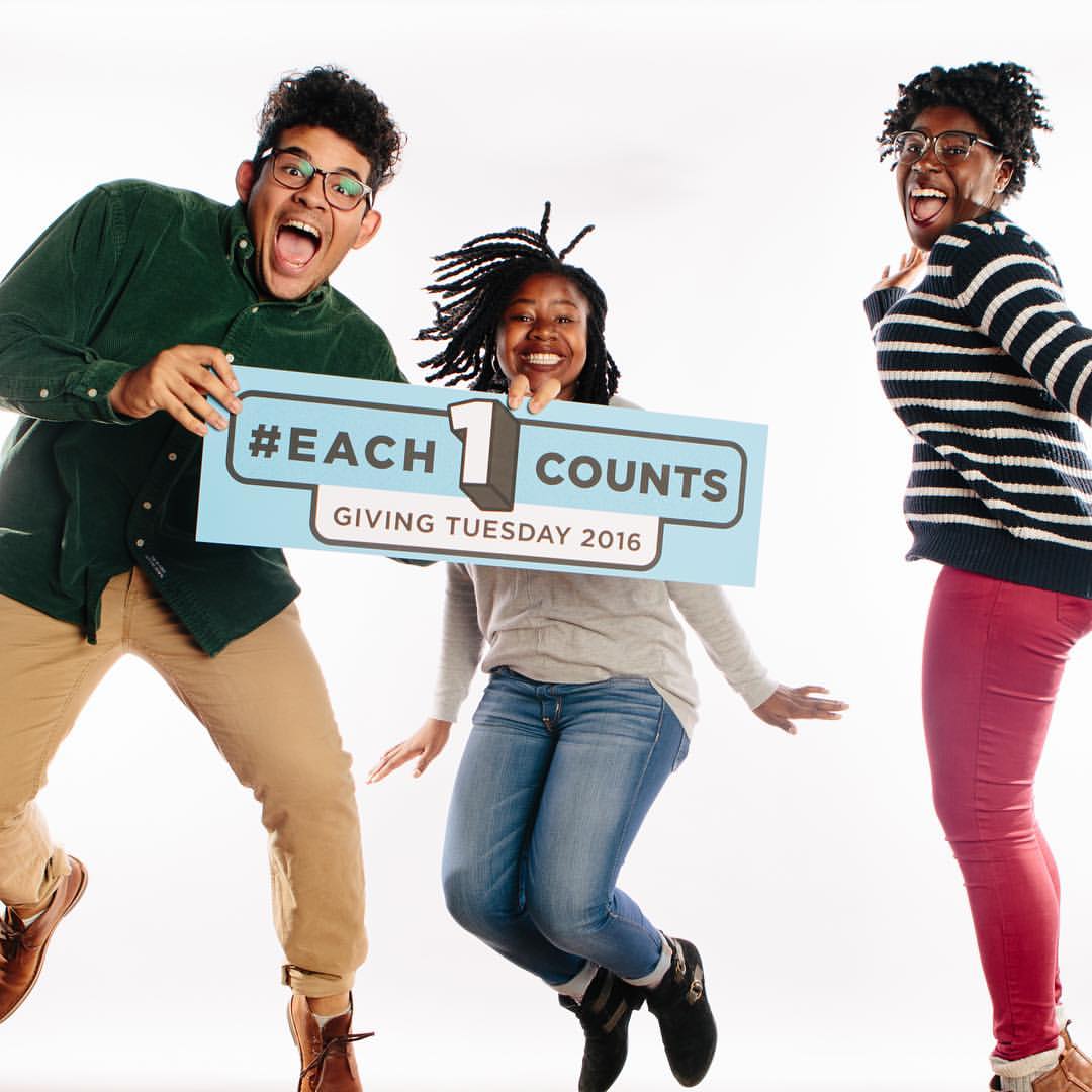DMichaelLindsay's tweet photo. Each dollar donated goes directly to the Student Assistance Fund. #each1counts #GivingTuesday #livesofgenerosity https://t.co/ZbXMwb0qDZ https://t.co/zAkq9rpBb1