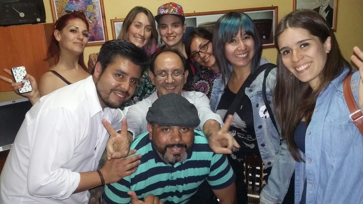 LeoElvistec's tweet photo. Todo el power de Las Taconeras en La Taberna. Mucha cumbia, belleza y simpatía. Un programa genial. Gracias a todos. https://t.co/xjwZkmsai1 https://t.co/tmwSUJooCH