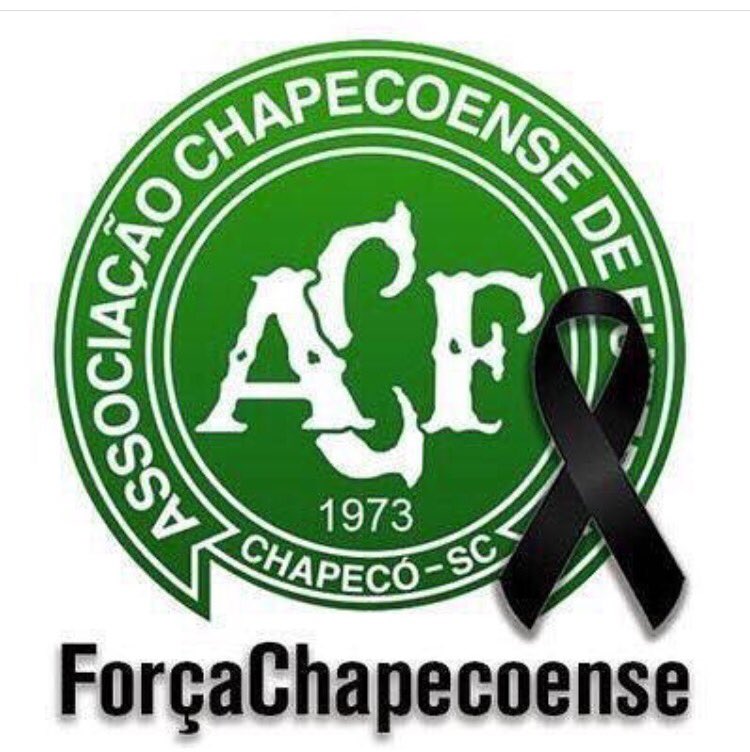 GarganoOfficial's tweet photo. Fuerza a todos los familiares 🙏🏻🙏🏻 de este trágico incidente.  ##CHAPECOENSE## 🙏🏻🙏🏻🙏🏻🙏🏻 https://t.co/5jF2qMhxUx