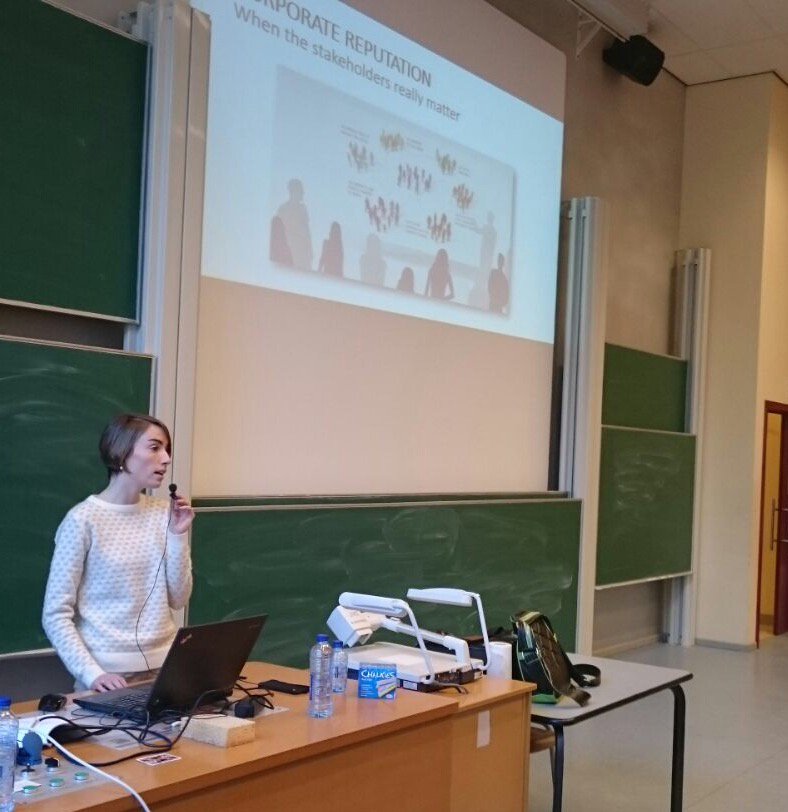 ASMarneffe's tweet photo. Intelligence gathering &amp; analytics: strategic opportunity #CorporateComms. Giving lecture @ULBruxelles #whyteatwork https://t.co/Fft1xVBuvs https://t.co/7X0Zd38C3Q