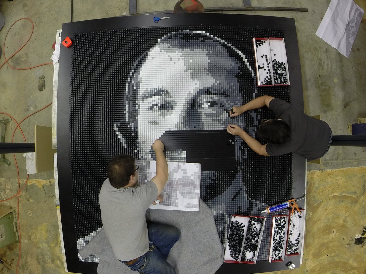 pointconcepts's tweet image. Building the Citrix ad. So many keys! #keyboardkeys #RDU #airport #Raleighnc #process #raleighcreatives