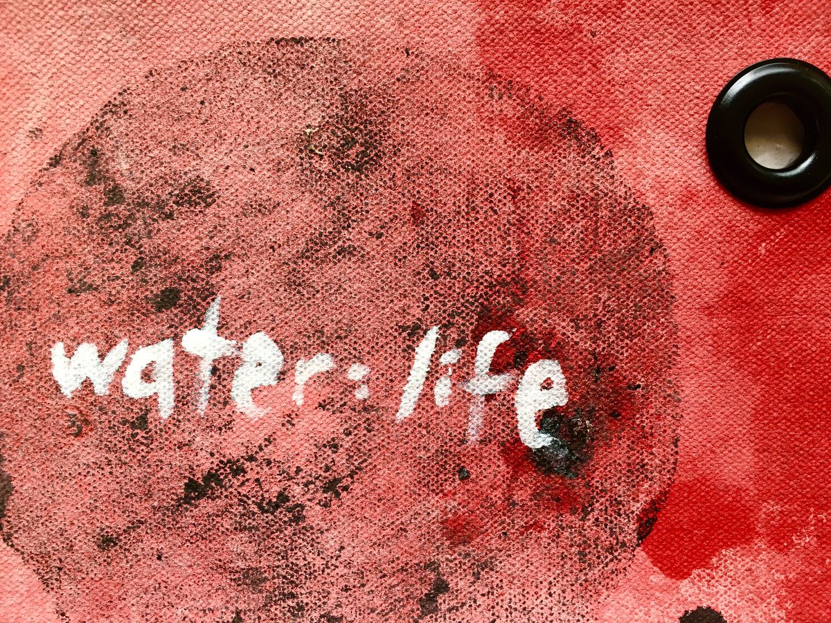 RhondaNolan's tweet photo. #standingrock speaks to me #WaterIsLife #contemporaryart #artgallery #pecart https://t.co/87YP0oqCIt