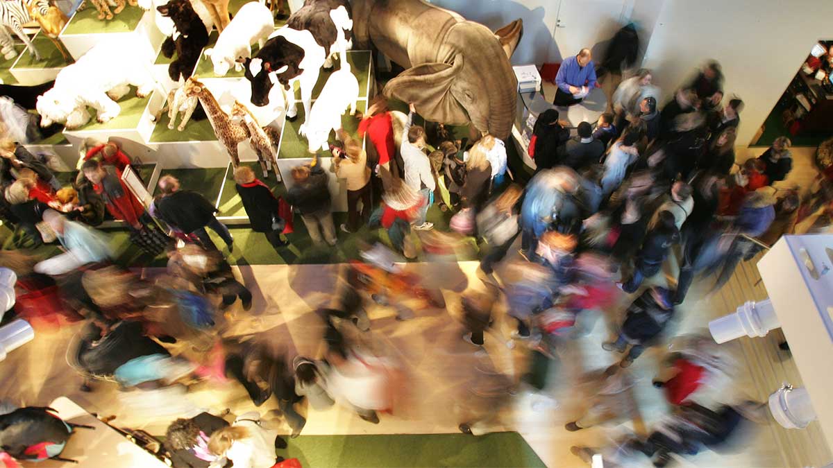 BilmorMarketing's tweet photo. #Branding Retailers’ Holiday Strategy Doesn’t Have to Be “Discount… https://t.co/ACVnLZz3gA #Pricing #Competitive_strategy #Marketing https://t.co/9E1Oe9ZMcM