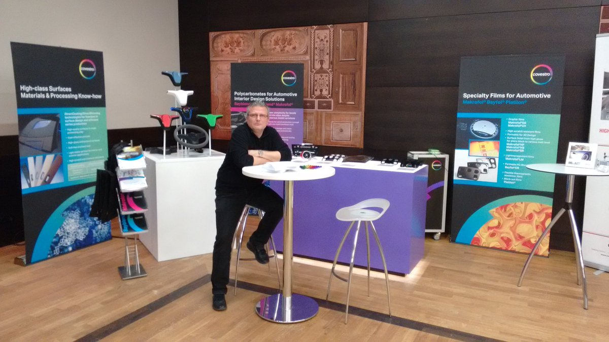 DirkPophusen's tweet photo. https://t.co/1GMix93Pd4  ....Michael Glaesser prepared for tomorrows conference  #pushingbounderies #covestrogroup #AS16Conf https://t.co/QchLLgmvOB