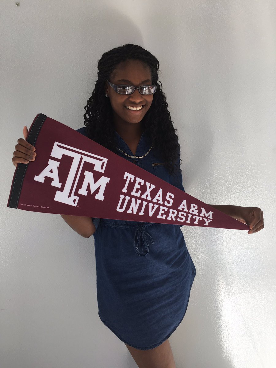 ManorCCC's tweet photo. Congratulations to Tianna T. on her acceptance to @TAMU! #GigEm #CollegeBound 👍🏾 https://t.co/IFzs0sUBKf
