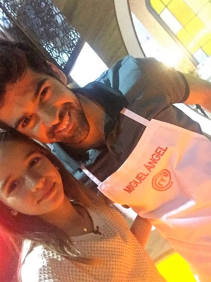 MariaQMCJ3's tweet photo. No os olvidéis esta noche de @MasterChef_es #MCCelebrity todos a apoyar a mis favoritos @cayetanagc @miguelamunoz y @fertejerom SEMIFINALES https://t.co/PAcJ8e7Tes