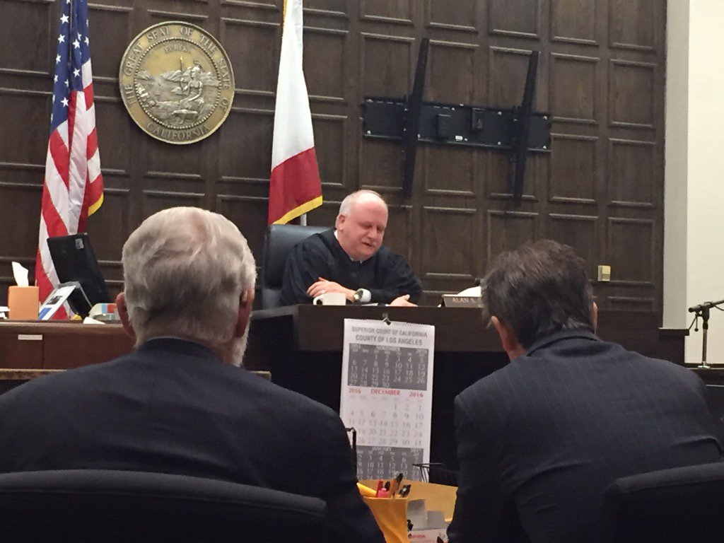 KNXBaird's tweet photo. Judge says he is approving the plea agreement in #PorterRanch gas leak case @CBSLA @KNX1070 https://t.co/ViBNW2l5Ym