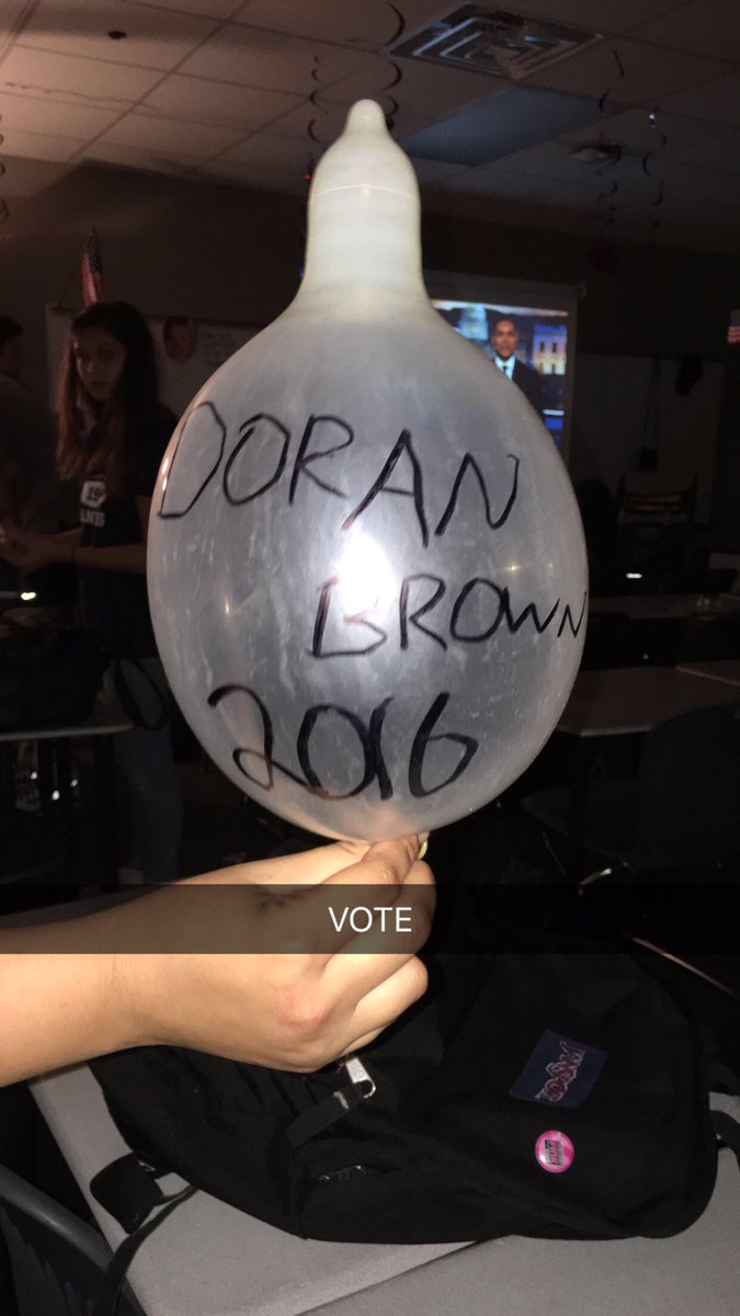 Vote_Keegan2016's tweet photo. Practice safe sex kids #leclairemock https://t.co/vQMpVcdUZe