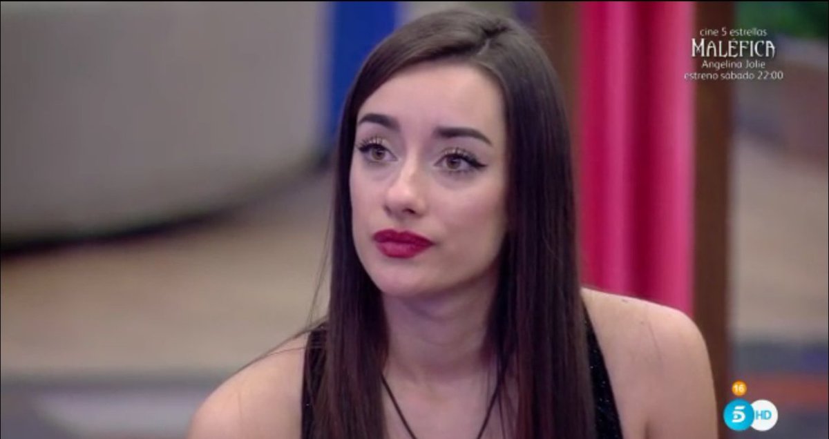 fedebr_'s tweet photo. Encuesta definitiva:
Quien es la verdadera de GH17??
RT Adara✈
MG Bea🍊
#GHDirecto 
He puesto MG a bea porque quiero ver si Adara es fuerte https://t.co/9Kny8uTq7Q