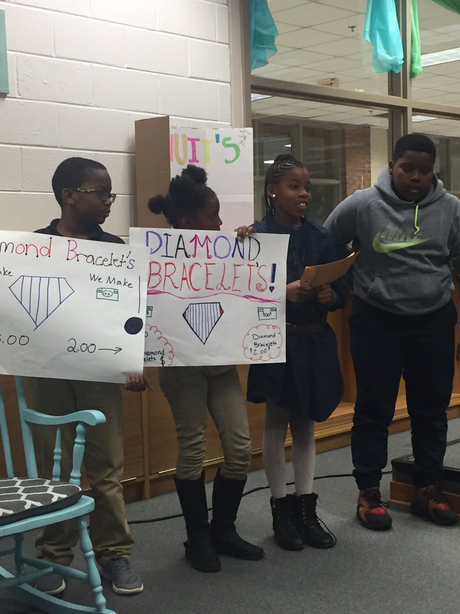 hcloud42's tweet photo. Look out business world...BIZ world prototypes are at HFCE. Presentations were awesome! #VentureCapital #Entrepreneur #hfcemiway https://t.co/yqzZePZrr6