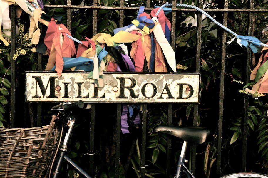 ElyGinCo's tweet photo. Don't forget this Saturday #Cambridge #MillRoad #Winterfair https://t.co/gIAFQRFCGM You can find us near #Cutlacks #Cambridge #gin & #vodka! https://t.co/kvRcX46zHy