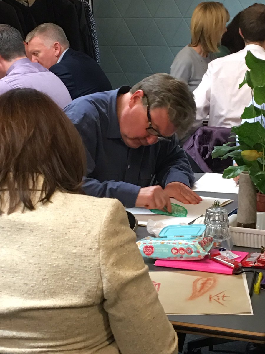 LizSM10Eighty's tweet photo. Real concentration from @mdmoran10Eighty #10Eighty Associates Day @al_Carruth #drawing #mindfulness (photo credit - @JoCpurple https://t.co/tcnXU77m7Z