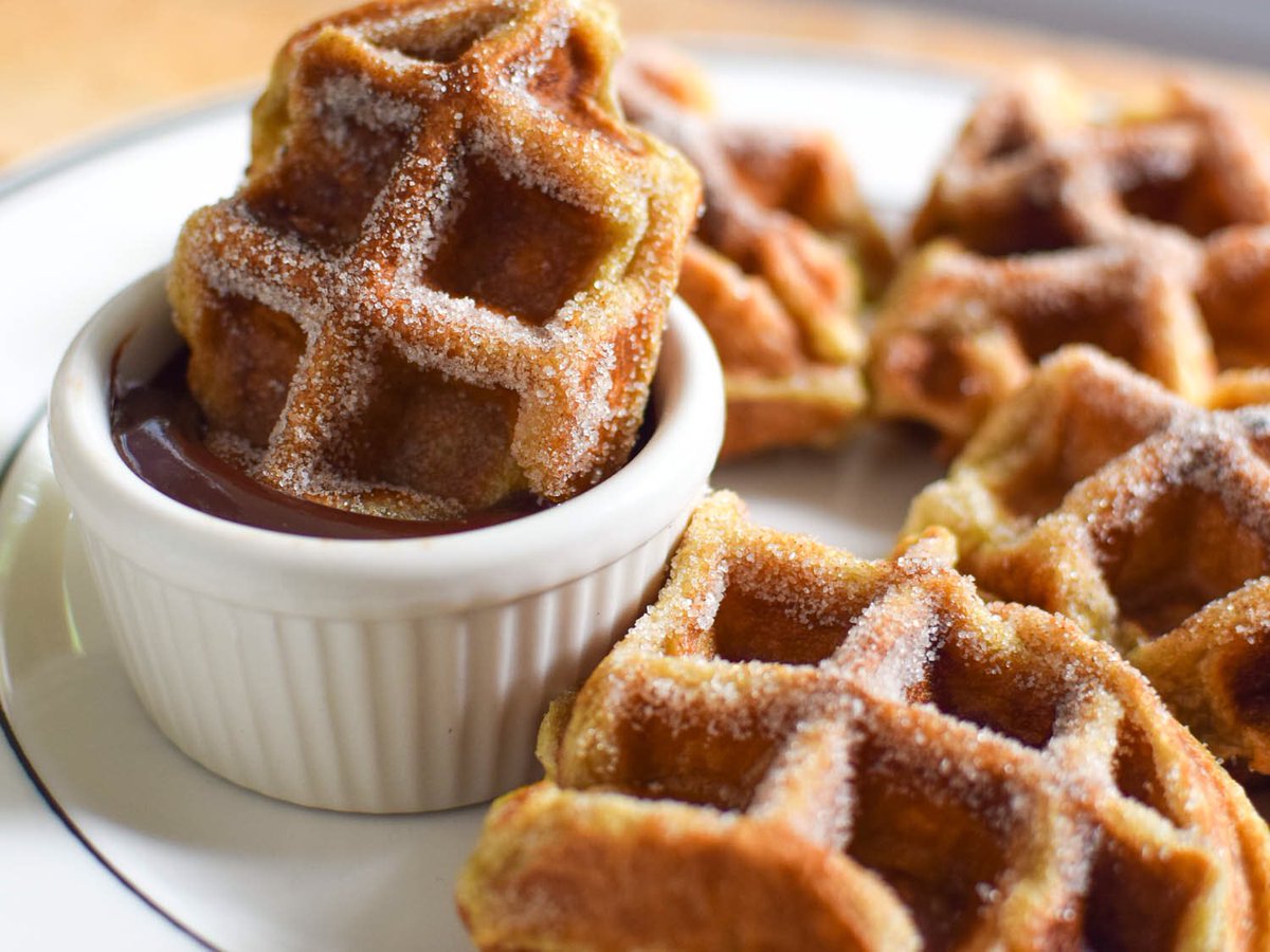 LaGaufrerie's tweet photo. *** deep fried waffle***
Coming soon :) 
FOR YOU
#YummyYummy @Laviealondres @blogculinaire @BritStreetFood #dessert https://t.co/bGI02ksbEu