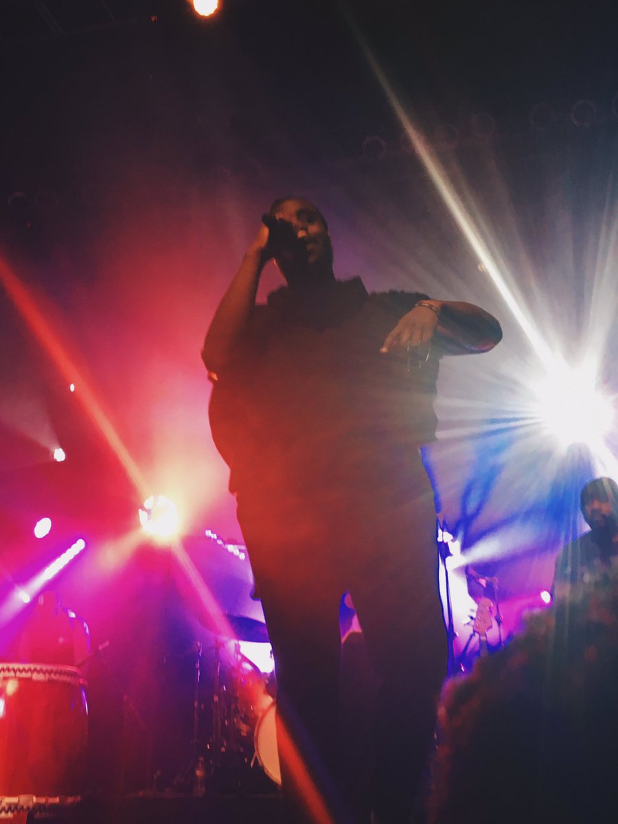 noraaomalley's tweet photo. last night was one of the best nights @jonbellion @TravisBTP @BlaqueKeyz #TheHumanConditionTourPartII #jonbellion https://t.co/vcXIfJTYfp