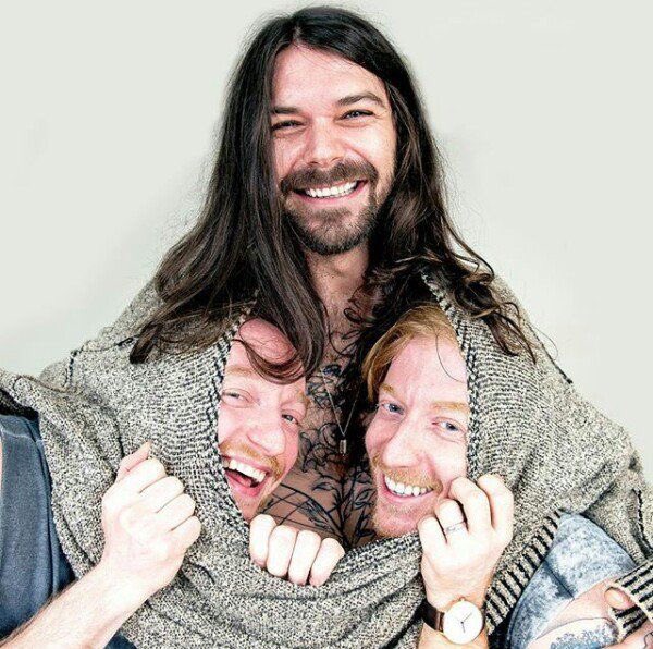 Lunarfishy's tweet photo. Can not wait till next thursday.. to see #BiffyClyro already know will be the best day ever ^...^ #luckynumber8
🤓🎎🤓🎎🤘🏻🤘🏻🤘🏻🤘🏻✌🏻️✌🏻️✌🏻️ https://t.co/IUPHARRLuT