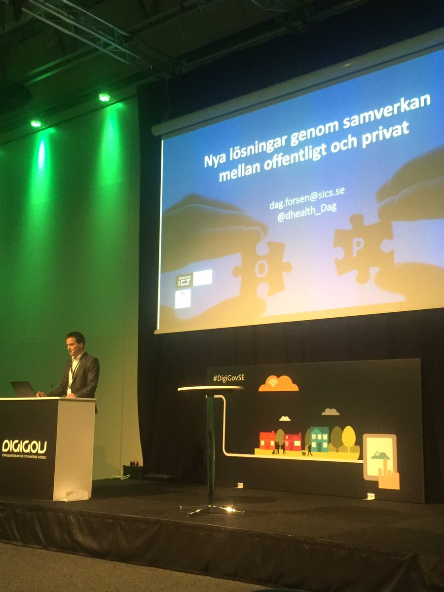 OrgKirurgen's tweet photo. Dag F. om hur digital delaktighet avlastar det offentliga och hur nya uppkopplade lösningar ökar följsamhet @dhealth_Dag #dosett #digigovse https://t.co/KAodWK4lSf