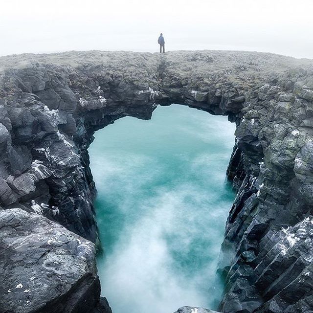 IcelandicWater's tweet image. Following your curiosity tends to lead to moments of awe. #inspirecuriosity (Photo: @DiscoverIceland)