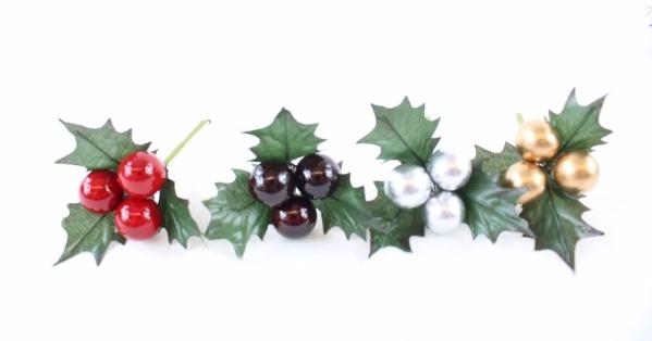 wfctrade's tweet photo. 1 cm Holly Leaf Berry Picks. Available in 4 Colours, find them on https://t.co/iqjIlUw6CZ #Christmas #holly #berry https://t.co/H8ZWhjkXVR
