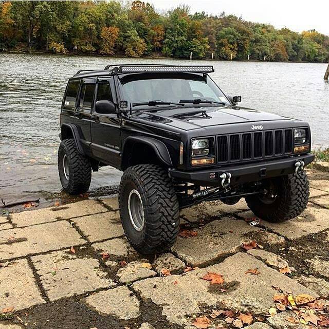 RugesCDJ's tweet photo. #Jeep Flood Prevention https://t.co/BIg6RL6ZPd