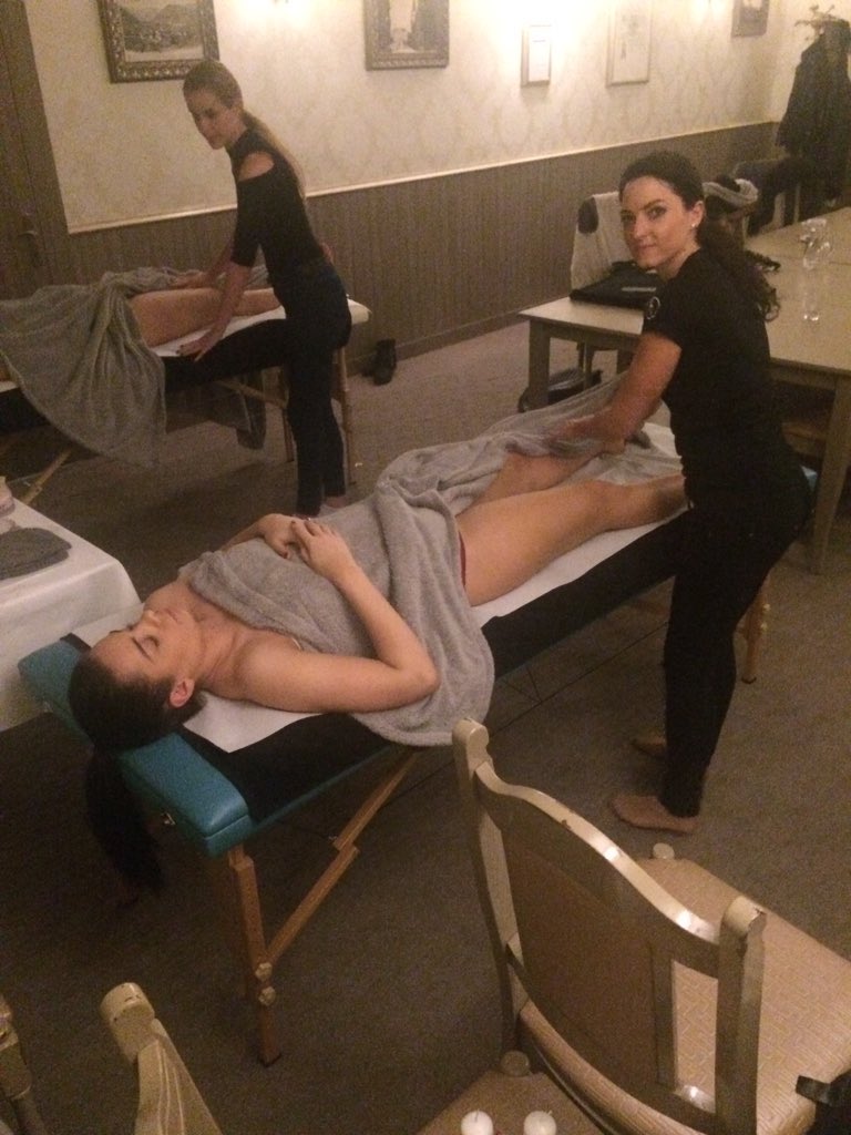 heavenskincare's tweet photo. It's not all work for some of our trainees #beeslim https://t.co/uawlWsf7lu