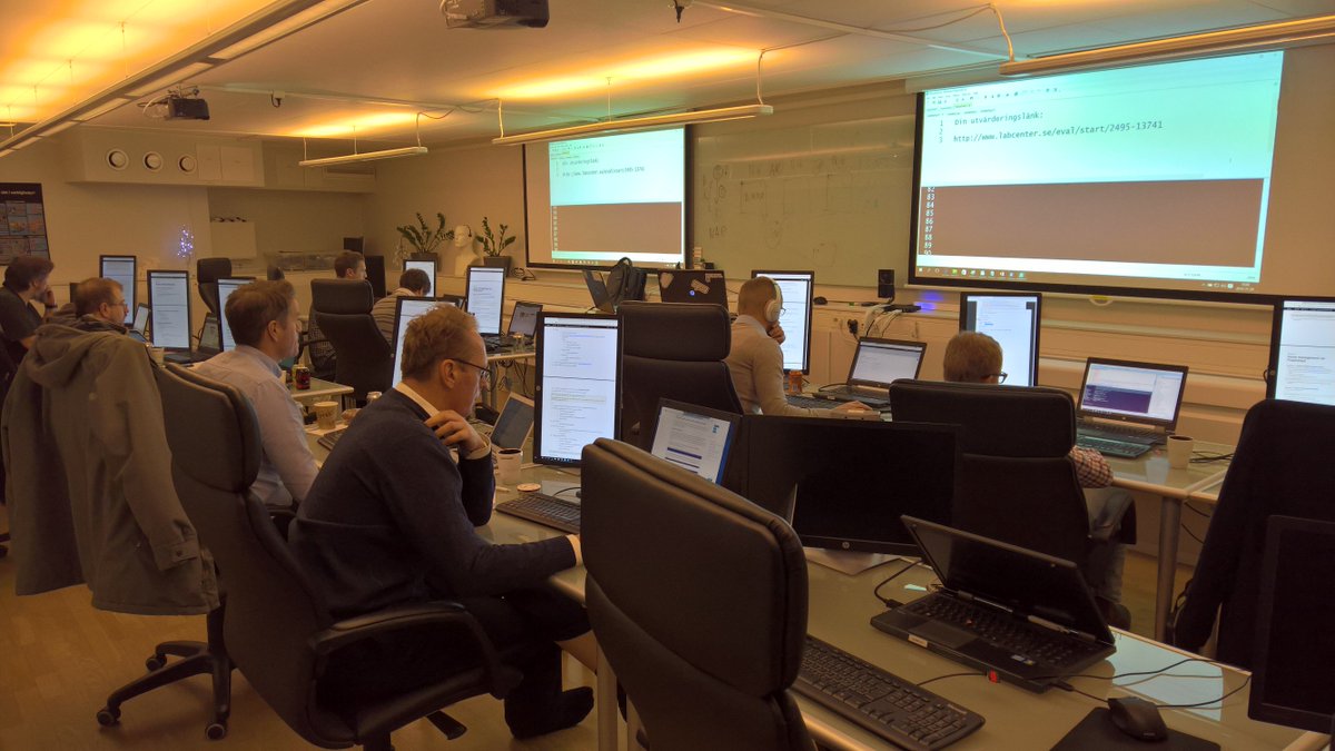 mikael_nystrom's tweet image. #AzureRT at #Labcenter, students are currently working on AAD, Resource Groups, VMs, OMS and PowerShell